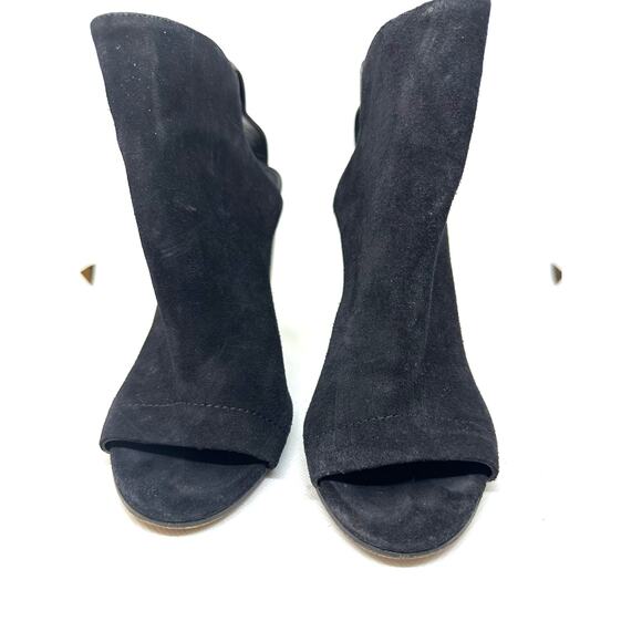 VINCE Addison Black Suede Open-Toe Ankle Boots Booties Heels Italian Leather 7 - Picture 2 of 7